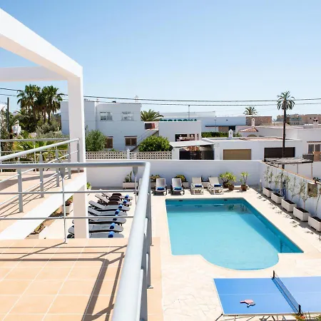 Villa In Playa Den Bossa, 5 Min Supermarketbbq *